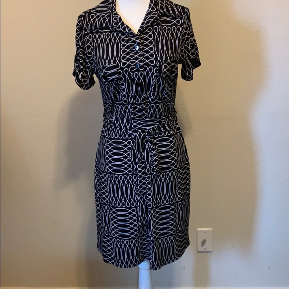 Black and white patterned dress